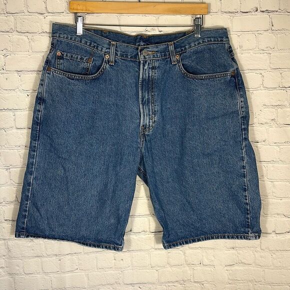 LEVI’S  569 Jean Loose Straight Denim Regular Shorts size 38 Jorts Skater - Picture 1 of 7